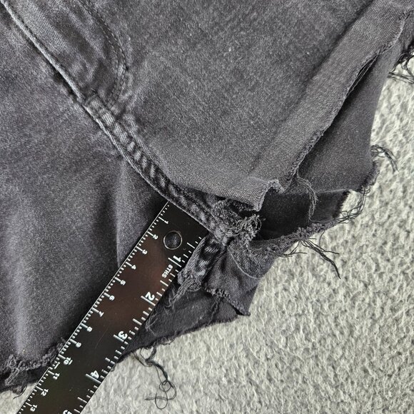 Hollister Shorts Womens 24 Black Curvy High-Rise Jean Distressed Raw Hem‎ Denim - Picture 11 of 16